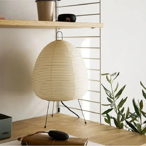 Luminária de Mesa Japonesa Zen Refisher — em ambiente decorado