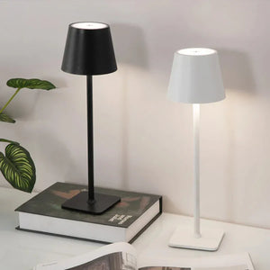Luminária de Mesa Sem Fio Dimerizável Refisher — vista frontal