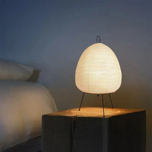 Luminária de Mesa Japonesa Zen Refisher — luz acesa
