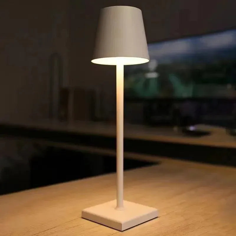 Luminária de Mesa Sem Fio Dimerizável Refisher — detalhe da base